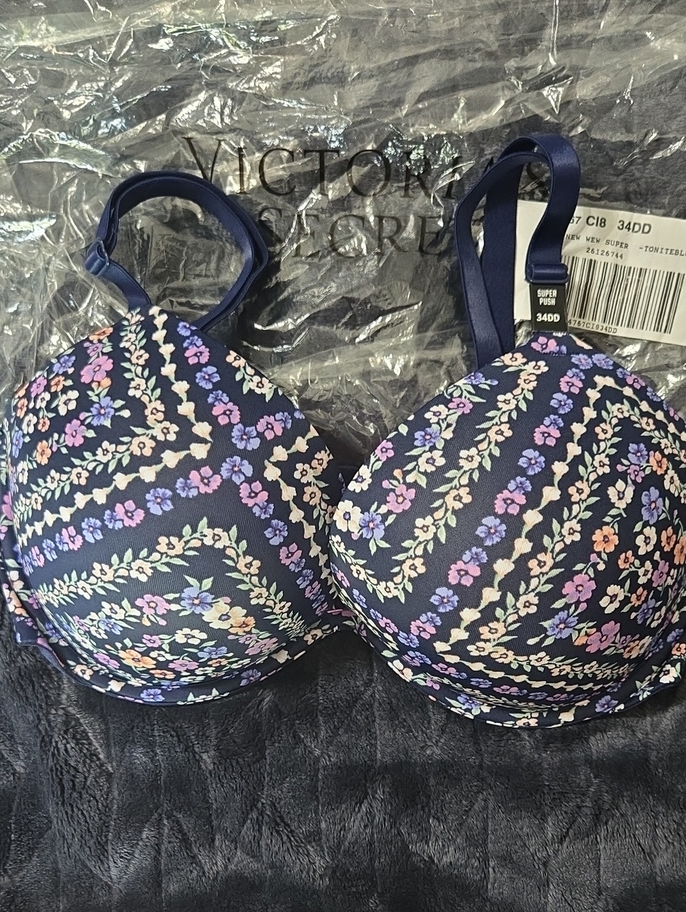 NWT Victoria's Secret PINK Wear Everywhere Super Push-Up Bra 34DD